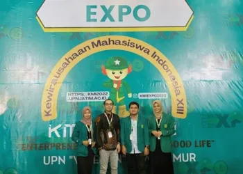 Mahasiswa Universitas Abulyatama menghadiri EXPO KMI Tahun 2022 di Surabaya Jawa Timur