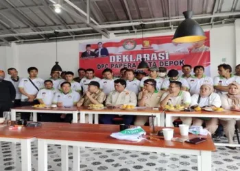 PAPERA Bersama Pedagang Pasar di Depok Deklarasi Dukung Prabowo Presiden 2024