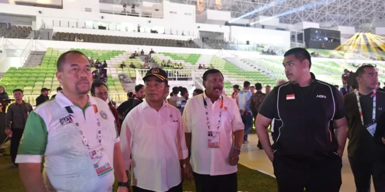 Menpora Dito Bersama Menko PMK Tinjau Geladi Resik Penutupan PON XXI Aceh-Sumatera Utara 2024