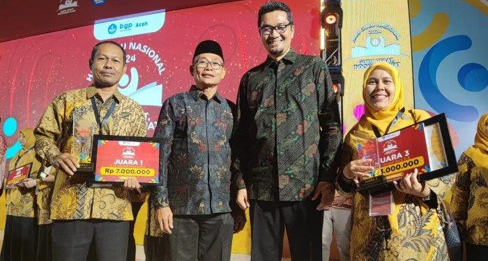 Feri Irawan MPd, Kepala SMKN 1 Jeunieb, yang meraih juara 1 Seleksi Kepala SMK Paling Inovatif Se-Aceh Tahun 2024