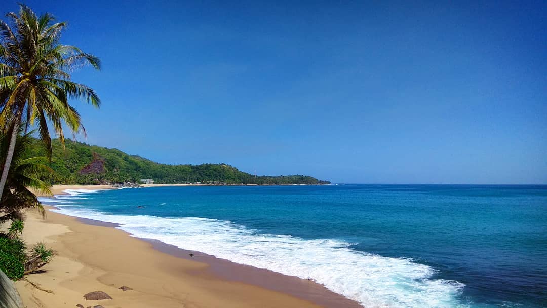 Pantai Air Dingin aceh selatan