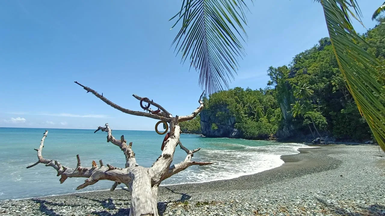 Pantai Pasie Lhok meukek
