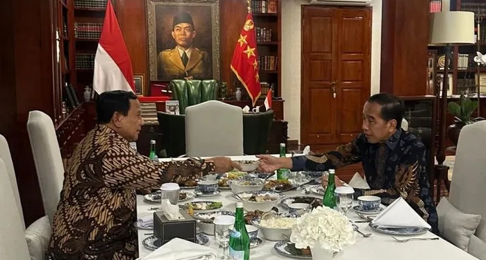 Jokowi unggah foto makan malam bareng Prabowo di Kertanegara (dok. instagram)