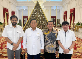 Paslon Gubernur Aceh Mualem-Dek Fadh saat bertemu dengan Presiden Prabowo Subianto di Istana Negara, Jakarta, Senin (9/12/2024)