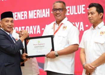 Ketua Umum KONI Aceh, H Kamaruddin Abu Bakar atau Abu Razak