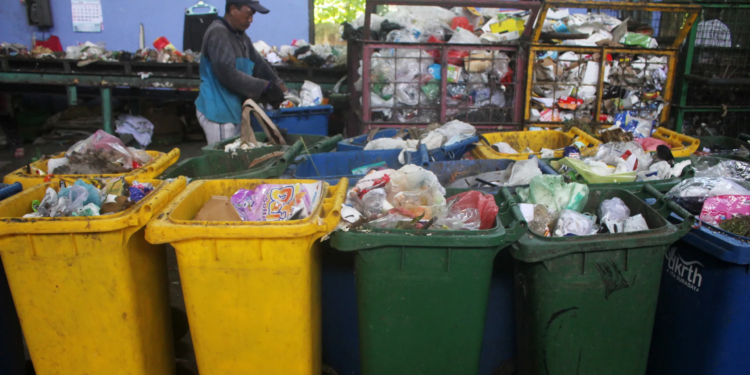 cara mengelola sampah