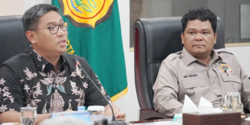 Sudaryono Wakil Menteri Pertanian (kiri) dan Don Muzakir Ketua Umum DPN Tani Merdeka Indonesia