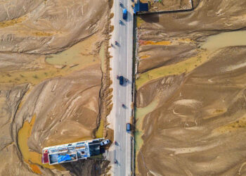 Banjir bandang yang menerjang wilayah Meureudu, Kabupaten Pidie Jaya, Provinsi Aceh merendam ribuan hektare sawah dan lahan pertanian. (Foto: Antara)