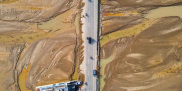 Banjir bandang yang menerjang wilayah Meureudu, Kabupaten Pidie Jaya, Provinsi Aceh merendam ribuan hektare sawah dan lahan pertanian. (Foto: Antara)