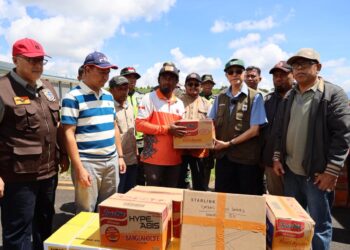 Wali Nanggroe Kunjungi dan Salurkan Bantuan ke Wilayah Tengah