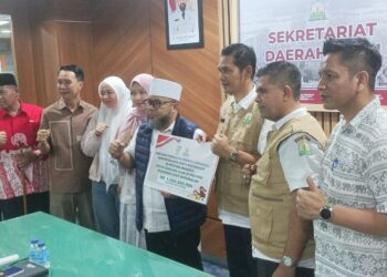 Gubernur Bengkulu Serahkan Donasi Rp1 Miliar untuk Korban Bencana Banjir dan Longsor Aceh