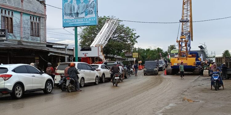 Jembatan Krueng Tingkeum Terapkan Sistem Buka-Tutup Setiap Satu Jam