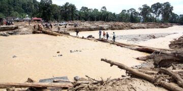 Infrastruktur yang Rusak Parah Disapu Banjir & Longsor di Sumut-Aceh