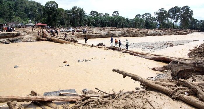 Infrastruktur yang Rusak Parah Disapu Banjir & Longsor di Sumut-Aceh