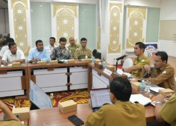 Sekda Aceh Gelar Rapat dengan Dunia Usaha Dukung Tanggap Darurat Bencana ‎