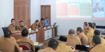 Sekda Aceh Pimpin Rapim Percepatan APBA 2026, Lanjut Sambut Menekraf di Bandara SIM