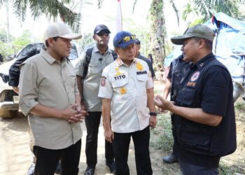 Mendagri dan Wagub Aceh Tinjau Langkahan Aceh Utara, Hingga Serahkan Bantuan