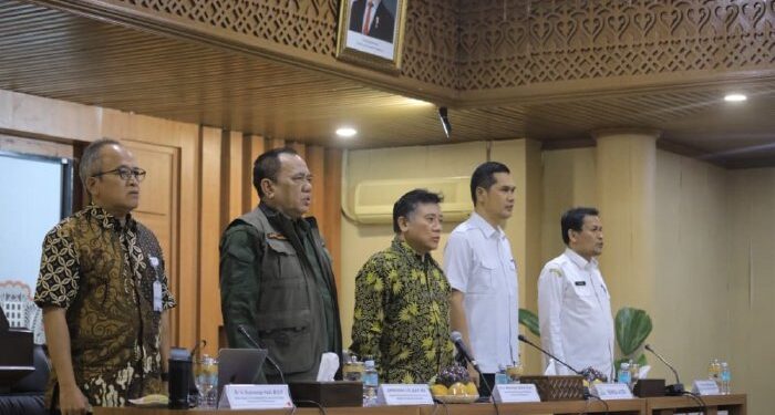 Sekda Aceh Hadiri Forum Konsultasi Publik Renduk PRRP Provinsi Aceh