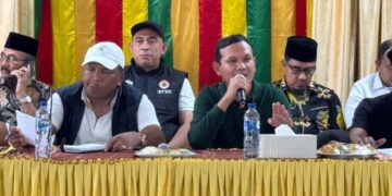 Wagub Aceh Turun Tangan, Polemik Huntara Bireuen Diputuskan : Masyarakat Tak Ingin Huntara, Pilih DTH dan Minta Segera Dibangun Huntap