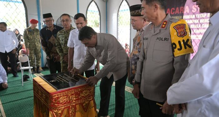 Wagub Aceh Bersama Menko Polkam Resmikan Hunian Tetap Korban Bencana di Aceh Utara