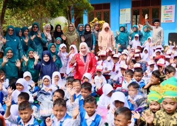 Kak Na : Konsumsi Ikan Penting untuk Mendukung Tumbuh Kembang Otak Anak