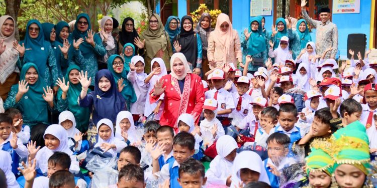 Kak Na : Konsumsi Ikan Penting untuk Mendukung Tumbuh Kembang Otak Anak