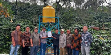 PT Pama Persada menyalurkan bantuan air bersih dan santunan anak yatim di Kabupaten Bener Meriah
