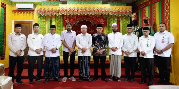 Mualem Sambut Kunjungan Silaturahmi Pimpinan MPU Aceh