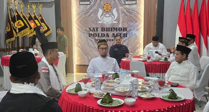 Tiba di Banda Aceh Hadiri Bhayangkara Fest 2026, Ustaz Adi Hidayat disambut Wagub Aceh dan Kapolda