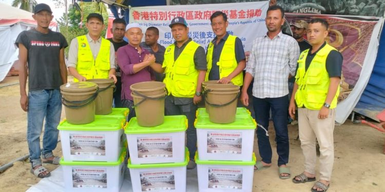 Korban Dampak Banjir di Aceh Timur Terima Bantuan dari Hong Kong