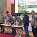 Don Muzakir Ketua Umum DPN Tani Merdeka Indonesia menyaksikan penandatanganan nota kesepahaman (MoU) beasiswa untuk anak petani dengan Sekolah Tinggi Ilmu Ekonomi Indonesia (STIESIA) Surabaya, pada Kamis 17 Juli 2026.