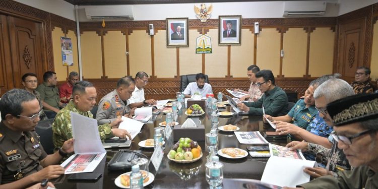 Hasil Rapat Forkopimda Aceh, Tangani Karhutla Hidupkan Hukum Adat