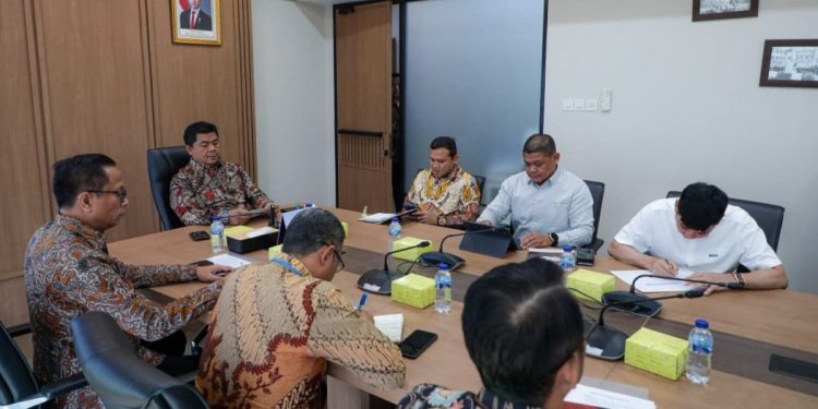 Wagub Aceh Bahas Implementasi MoU Helsinki bersama Sekretariat Negara