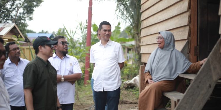 Tinjau Pedalaman Aceh Tamiang, KAGAMA Serahkan 26 Huntara Korban Bencana Hidrometeorologi
