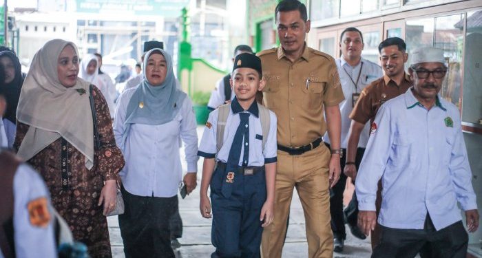 Lewat GAMAS, Sekda Aceh Dorong Penguatan Peran Ayah dalam Mendukung Pendidikan Anak
