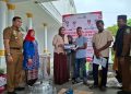 Ketua TP PKK Aceh Salurkan Bufferstok Rp2,2 Miliar dan Bantuan UMKM di Simeulue