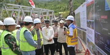 Didampingi Wagub Aceh, Wapres Tinjau Jembatan Lumut dan Jembatan Kendawi