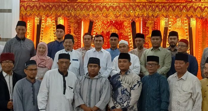 Silaturahmi Bersama Imam Masjid Raya Baiturrahman, Wagub Aceh Perkuat Sinergi dengan Ulama