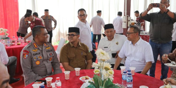 Plt Sekda Aceh Hadiri Peringatan Maulid Nabi di Dayah Darul Musthafa