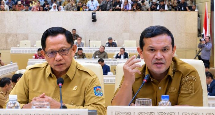 Dek Fadh Sampaikan Sejumlah Persoalan Pertanahan Aceh dalam Raker dan RDP Komisi II DPR RI
