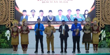 Mualem Ajak Mahasiswa Kritis dan Terlibat dalam Pembangunan Aceh